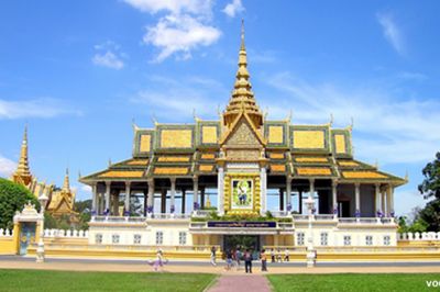  Phnom Penh